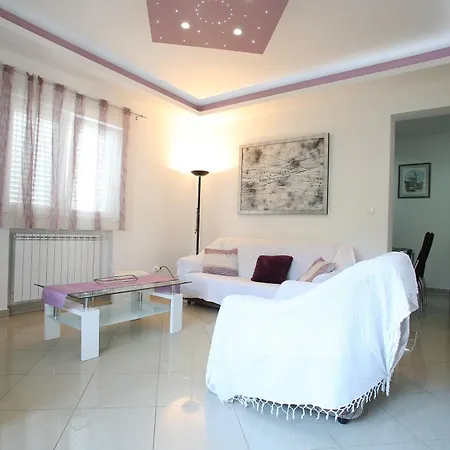 Apartments Stobrec * Split