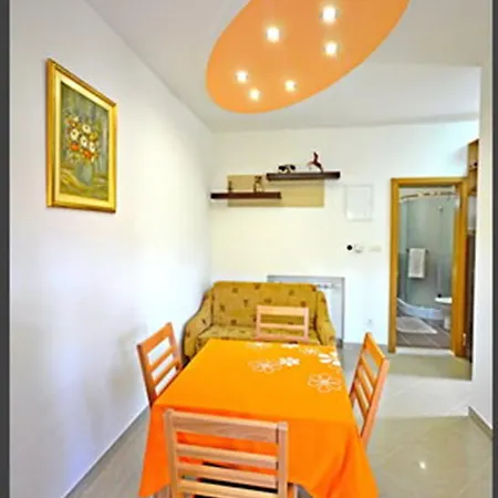 Apartments Stobrec Hotel