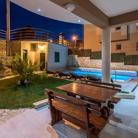 Apartment Apartments Stobrec *